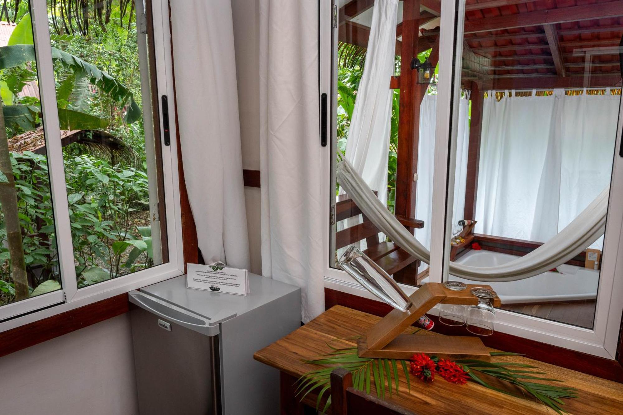 Puerto Viejo de Talamanca Namuwoki Lodge מראה חיצוני תמונה